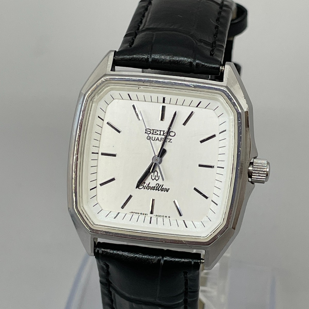 Seiko Silver Wave 8221-5000 Vintage 1980 [US Stock] Quartz Mens