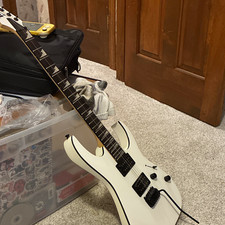Ibanez White Solid Body Electric Guitar 6-String Right-Handed