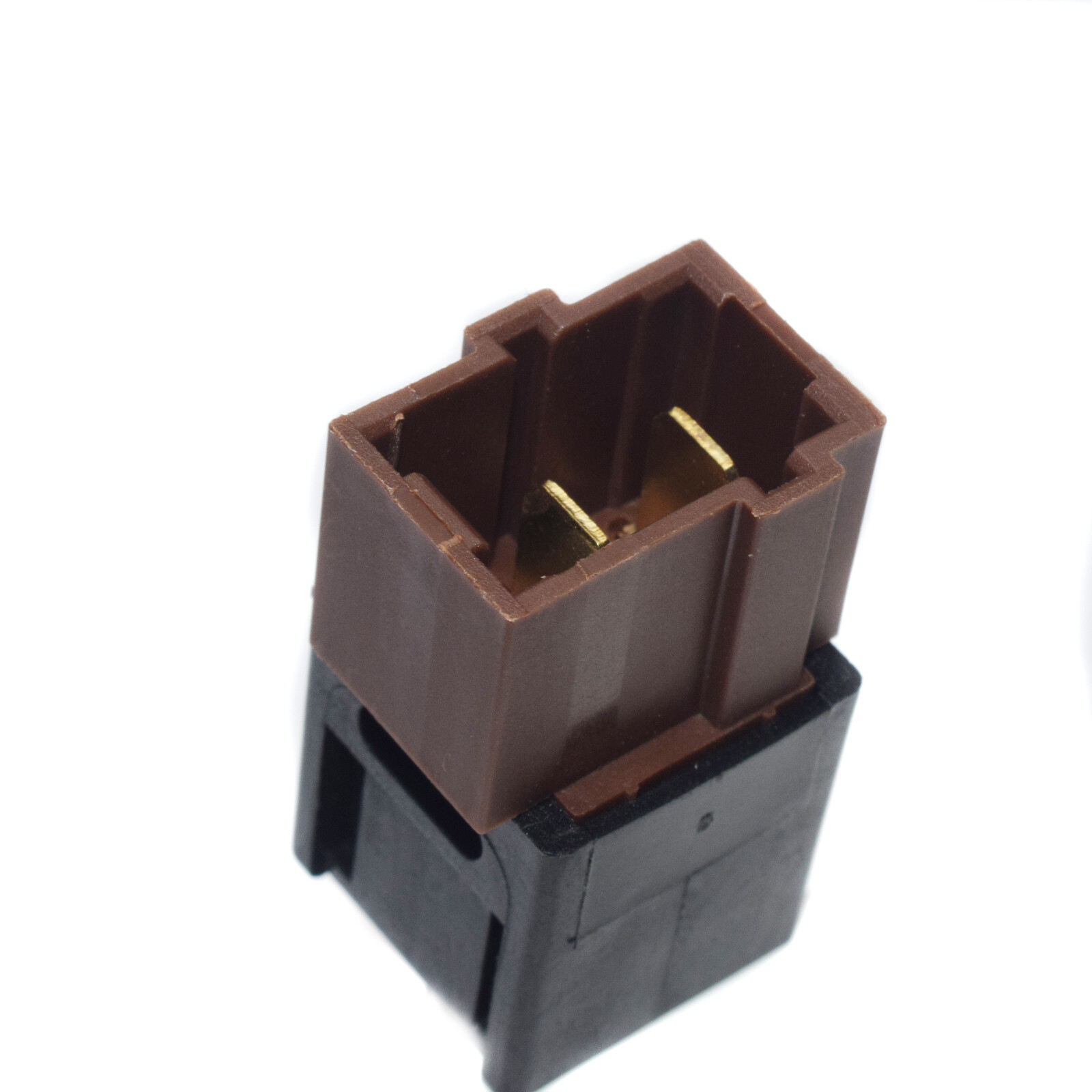 25300AT300 Cruise Control Clutch Switch For Nissan 350Z G35 Q45