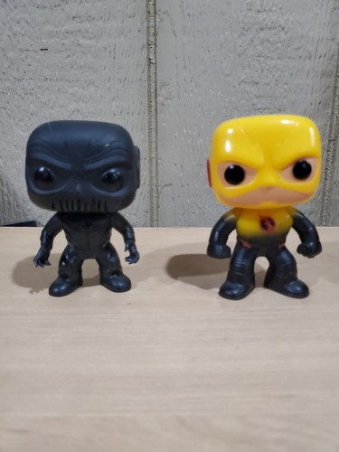 Funko POP TV: The Flash Reverse Flash (215) and Zoom (323) | eBay