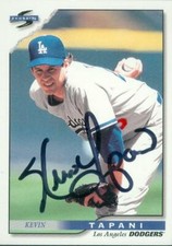 Kevin Tapani autographed baseball card (Los Angeles Dodgers) 1996 Score #218