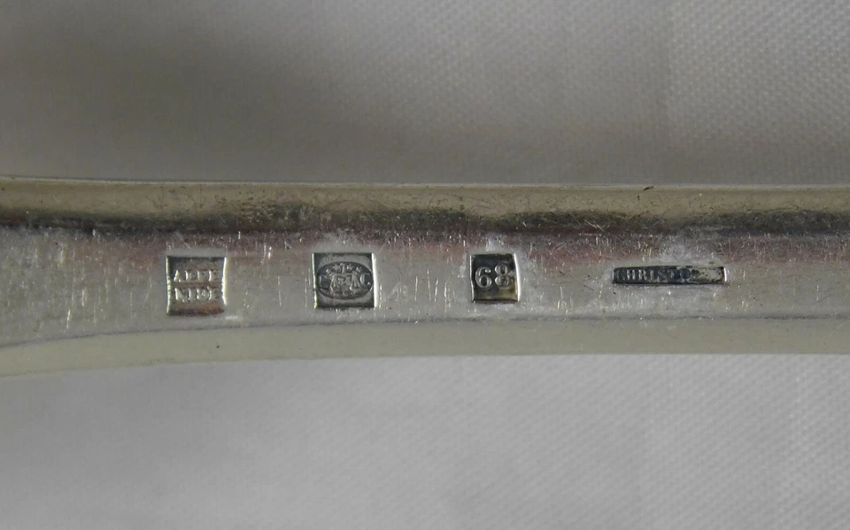 11 tenedores de cena antiguos Christofle plateados patrón Cluny Uni temprano años 1860 Foto 4 de 4