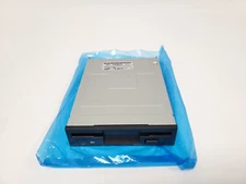 Samsung SFD-321B Floppy 3.5" Disk Drive, 135TPI, High Density, FDD 34-Pin, Black