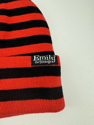 Emily Strange Beanie Red Black Cats One Size Sticking Cap Hat Made Strange By 2006 Vintage Emily The Strange Red Black Cat Beanie Skullcap  main image 2