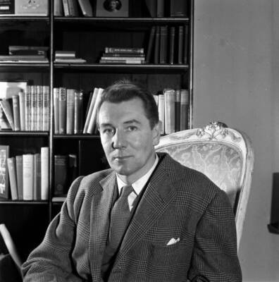 Stratford upon Avon England A portrait British actor Michael R- 1951 Old Photo 1
