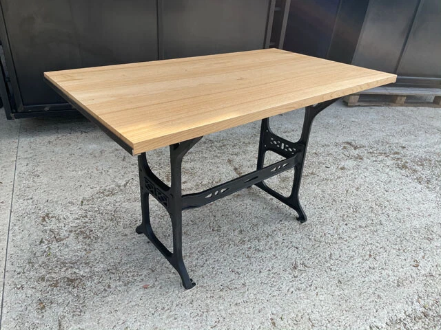 Table bistrot pied fonte - Photo 2/3