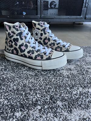 Converse CTAS Lift Chunky Sneakers Women’s Size Platform High Top Leopard  Used