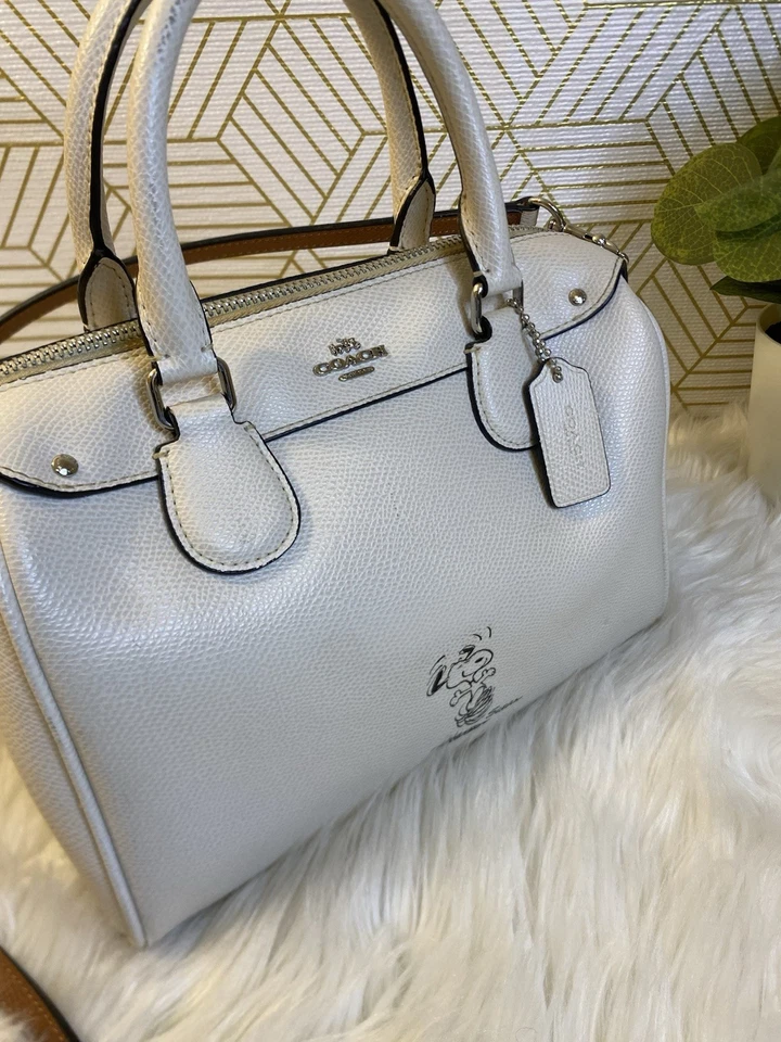 Bolso Bandolera Coach X Peanuts Snoopy Pequeño Marfil ¡¡Cartera Rara!! Limited  Foto 4 de 4