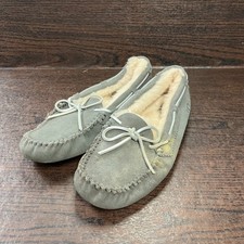 UGG Women's Suede Slippers Size 7 Gray Moccasins Fur Lined 1114535