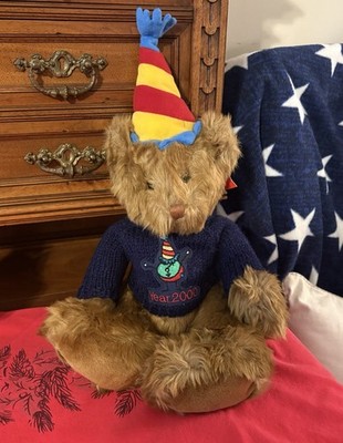 Rare Russ Berrie Year 2000 Bear.  Russ Bear.