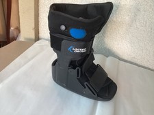 New United Ortho Air Cam Walker Fracture Boot, Small, Black