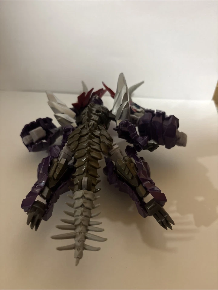 Hasbro Transformers Age of Extinction (2014) Deluxe Dinobot Slug - Image 2 of 4