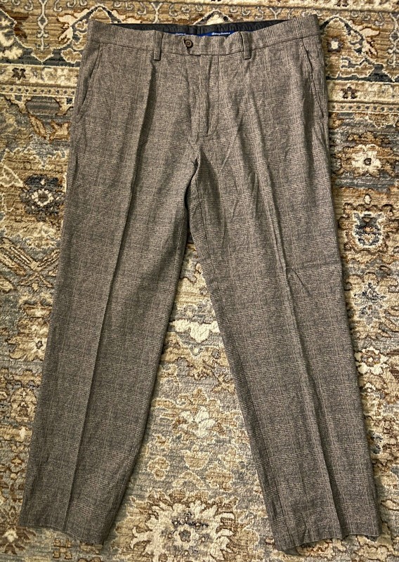 Tommy Bahama Mens Pants Sz. 37x31. Silk/Cotton New Never worn!