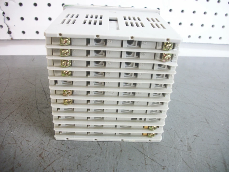 ECLIPSE-DUNGS TEMPERATURE CONTROLLER EDC30030 0-160 DEG F - Image 3 of 4