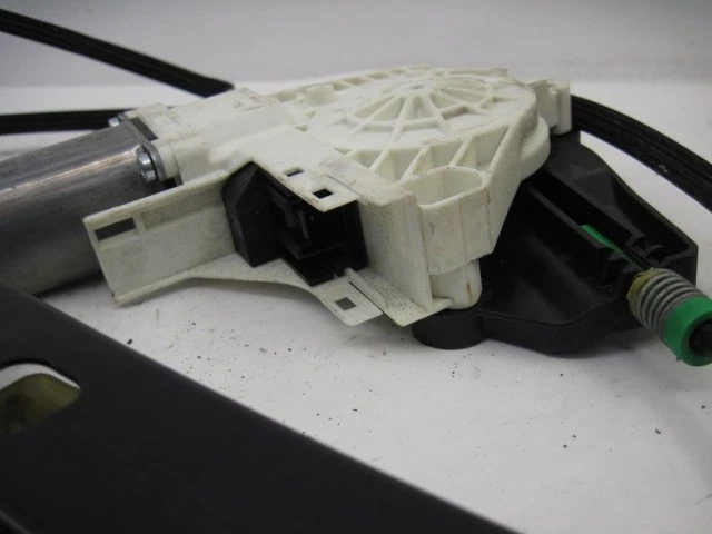 Used Front Left Door Window Regulator Front fits: 2010 Audi A4 Sdn L. Front Left Foto 3 de 4