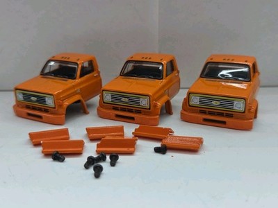 3 Truck C60 Cabs parts lot custom builds 1/64 JUNKYARD Greenlight Farm CHEVY GMC