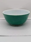 Vintage PYREX #403 Primary Green 2.5Qt. Mixing Nesting Bowl