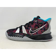 Nike Kyrie 7 'Pixel Camo' Purple Black Sneakers, Size 6Y / 7.5W CT4080-008 BNIB