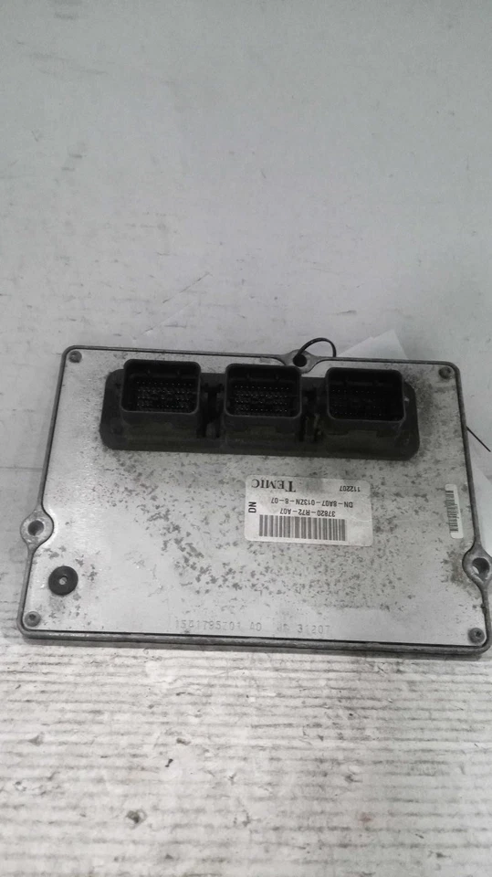 Módulo de control del motor usado (ECM) se adapta a: Honda Accord 2008 módulo de control electrónico Foto 2 de 4