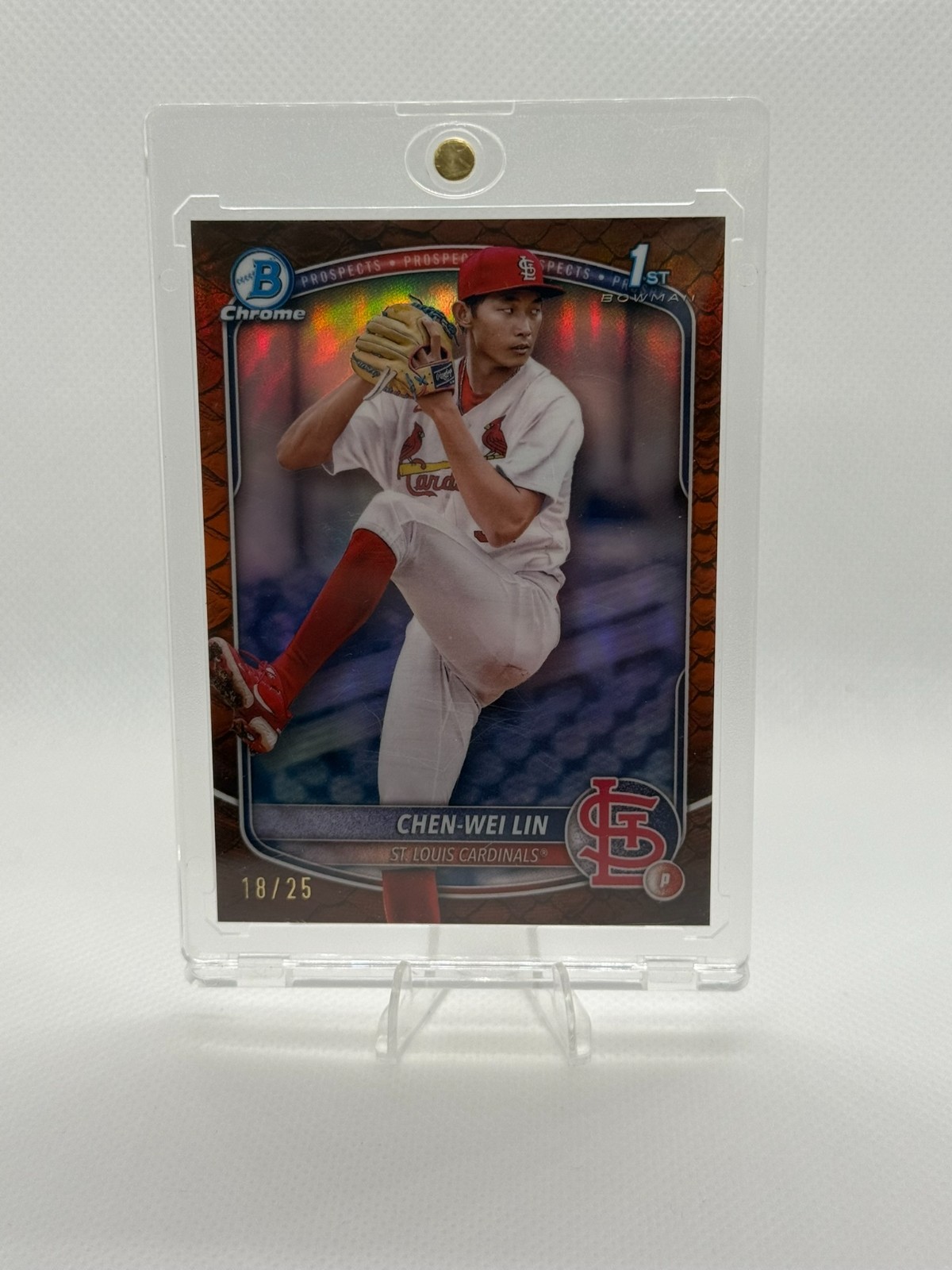 2025 1st Bowman Chen-Wei Lin Chrome Reptilian Orange /25 #BCP-141 Cardinals