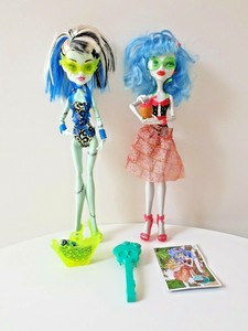 skull shores dolls