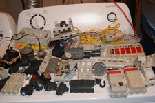 very Large  approx. 5kg Robotix parts lot. Canadian Seller