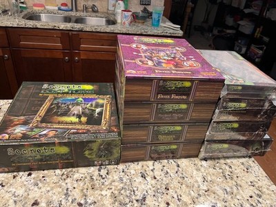 Secrets of the Lost Tomb 2nd Ed + 4 EXPANSIONS/extra dice/miniatures