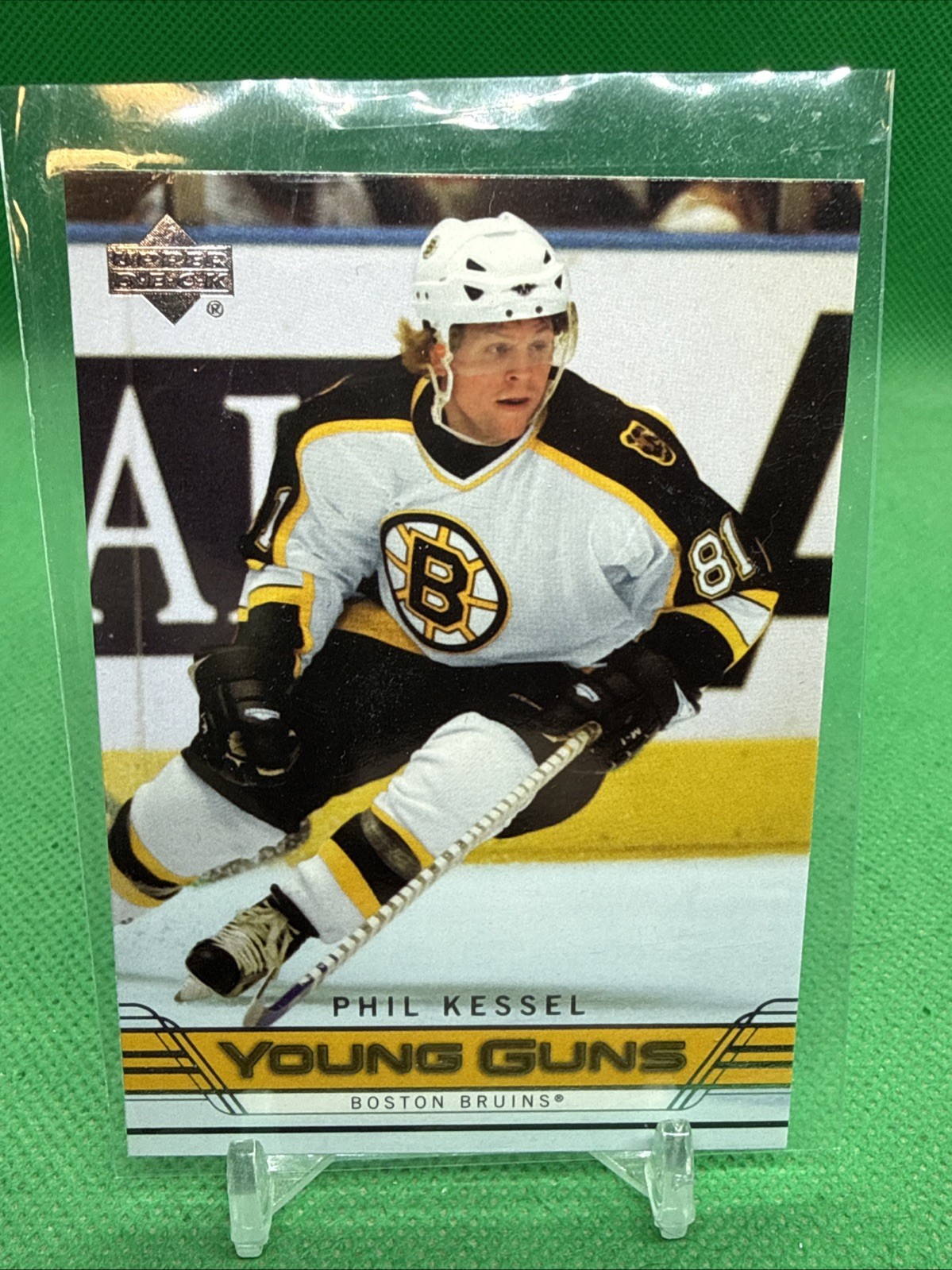 2006-07 Phil Kessel Upper Deck Young Guns Rookie #204 Bruins Leafs Penguins