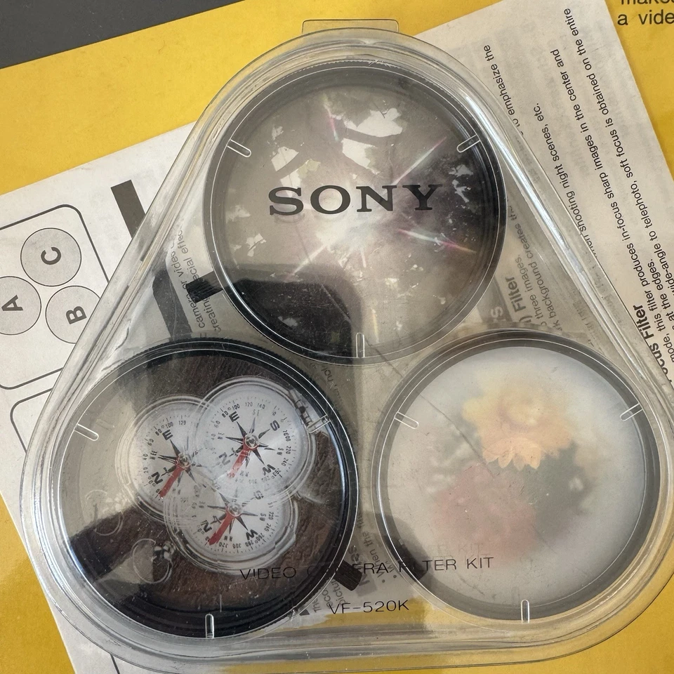 SONY VF-520K 3x Filter Kit w/ Ø 52mm f/ Video 8mm Digital 8 Hi8 Camera Camcorder - Image 2 of 4