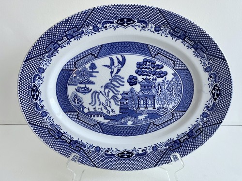 BARRATTS BLUE WHITE WILLOW PATTERN PLATTER & SERVING BOWL - GOOD CONDITION - Picture 4 of 8