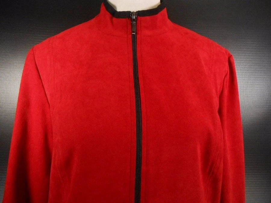 Hermosa Chaqueta Cortavientos Para Mujer 10P Pequeña Talla 10 Colección JM Roja LS Cremallera Foto 2 de 4