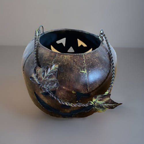 metal pumpkin candle holder Jack ‘O Lantern Halloween Leaves Fall decor Preowned - Picture 6 of 6