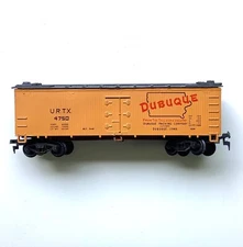 Vtg HO Gauge Dubuque Reefer Car URTX 4750 Train Model Railroad Hong Kong Made