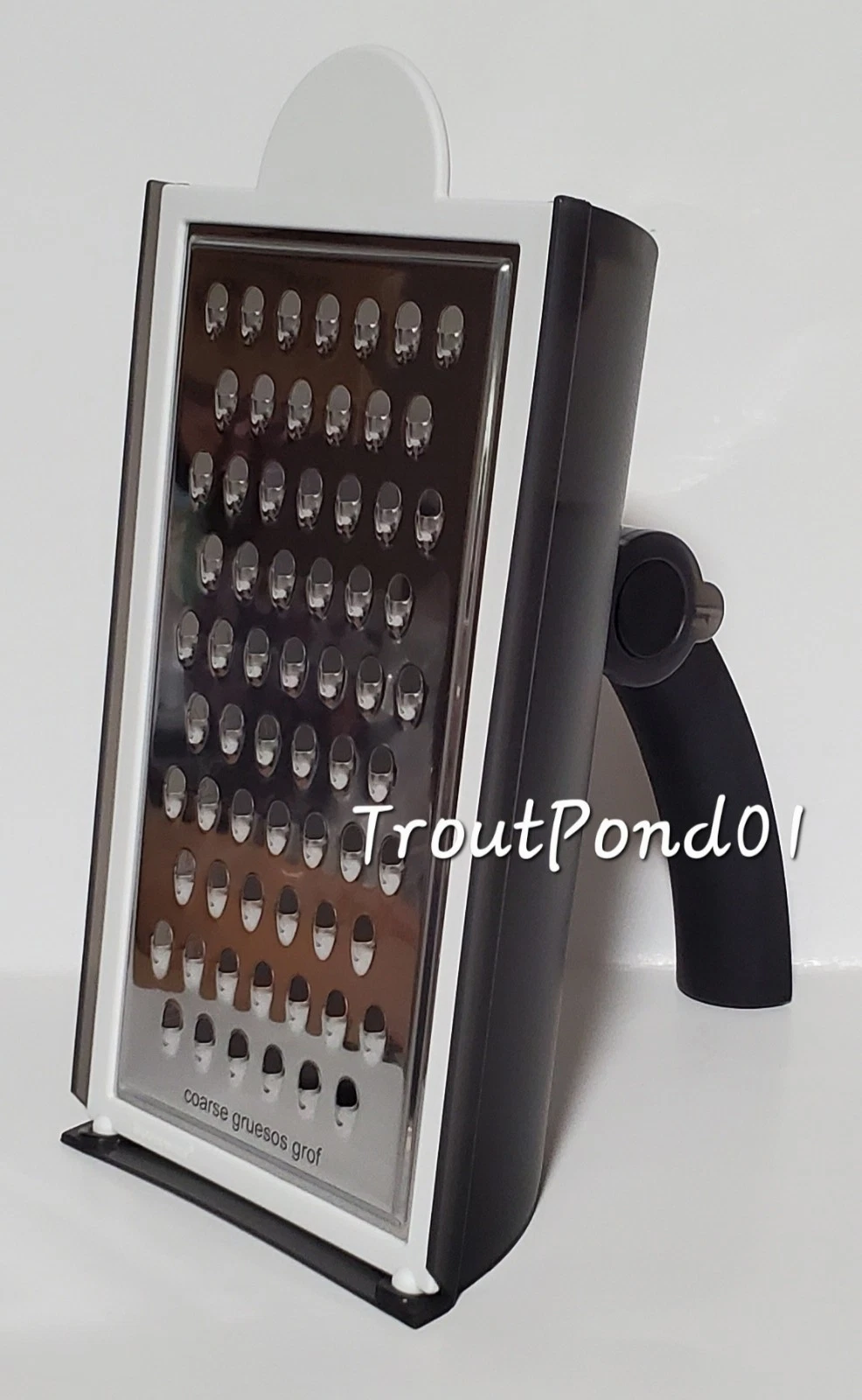 Tupperware Grate N Measure Veggie Food Cheese Grater Shredder Black 2 1/2 cups