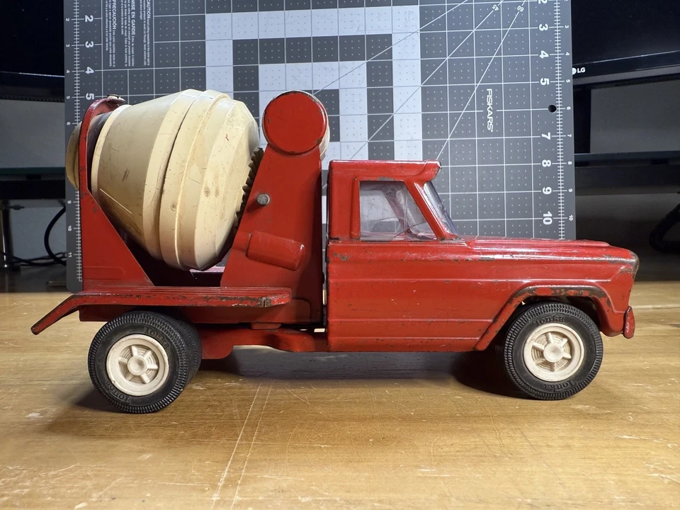Винтажный красно-белый цементный смеситель грузовик 1960-х Tonka Mini Jeep - Изображение 4 из 4