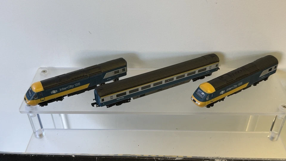 Graham Farish 8125 N Gauge BR Blue Intercity 125 HST Class 43 Spares/Repairs - Image 2 of 4