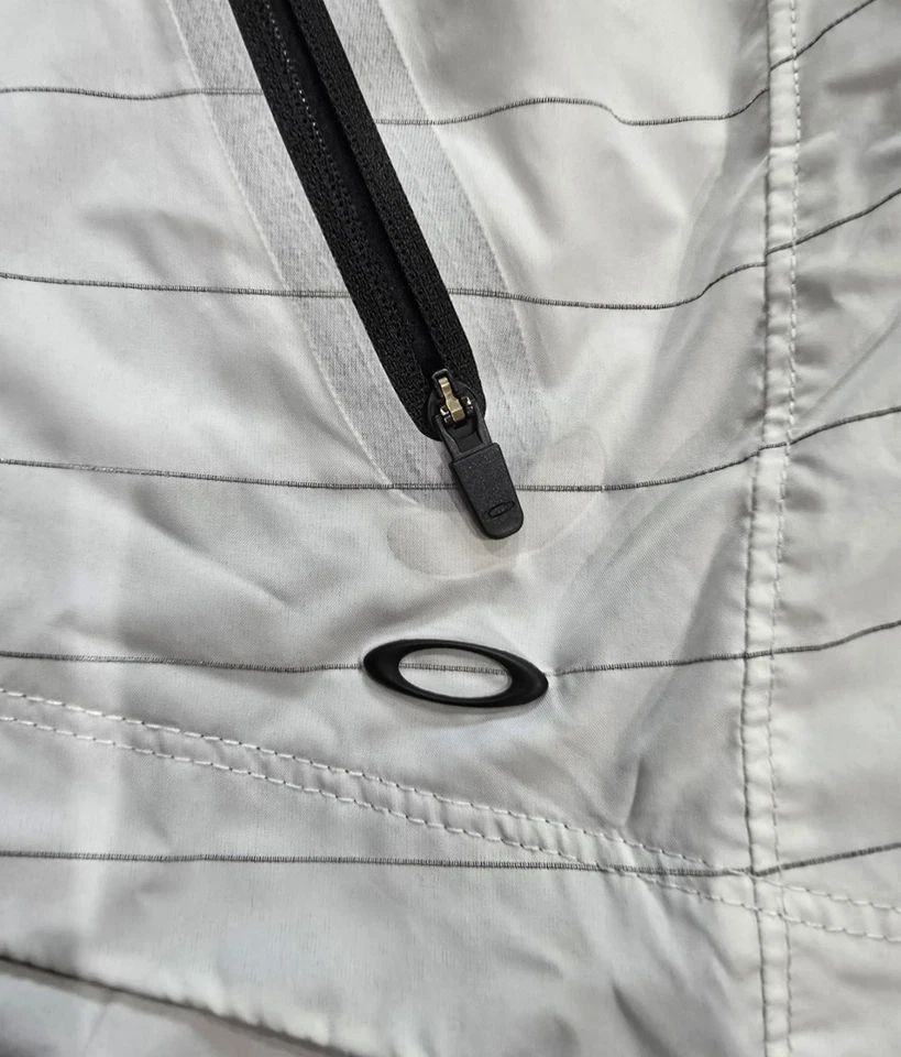 Jaqueta de corrida feminina Oakley não convencional branca tamanho pequeno ajuste regular - Imagem 2 de 4