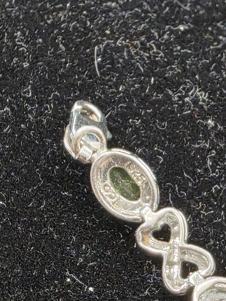 925 纯银钻石口音 Peridot Infinity Link 手镯 7" 251208-7 — 第 3/3 张图片