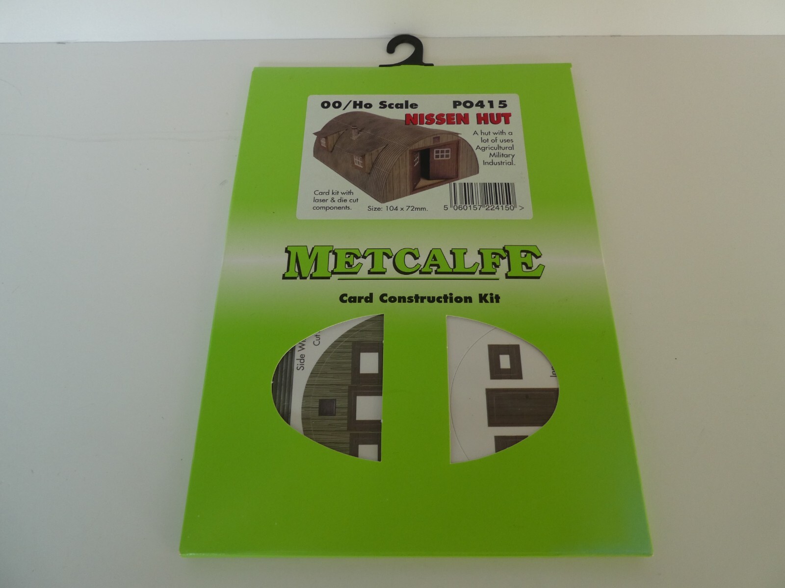 Metcalfe PO415 Nissen Hut Kit - OO / HO Gauge Railways Dioramas Etc New