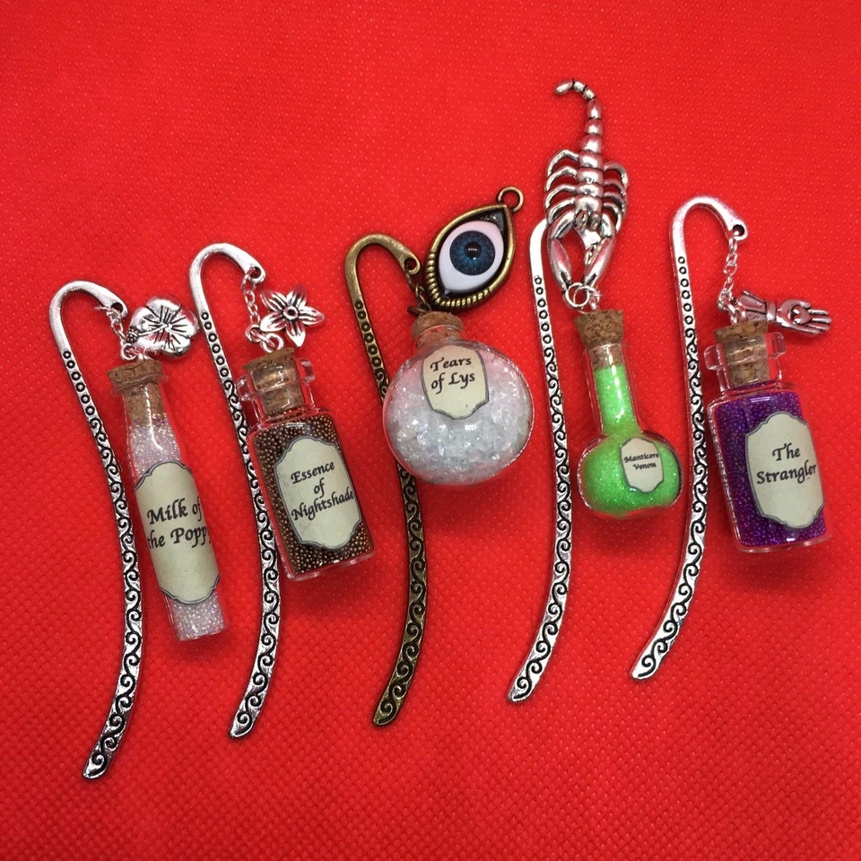 A Game of Thrones - Magic Poison Bottle Vial Cork Bookmark w/ Charm - BRAND NEW