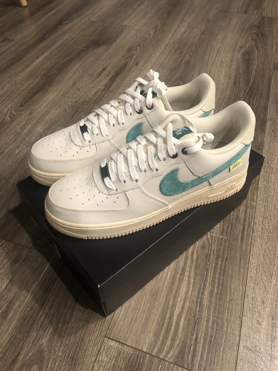 Nike Air Force 1 '07 LV8 Mid Sneakers in Green and White