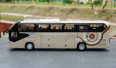 1:42 YuTong Bus ZK6128HQB Bus Coach Diecast Car Model Boy Girl