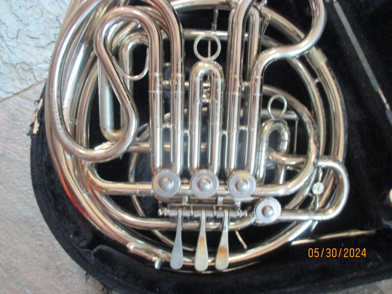 Holton H179 DOUBLE FRENCH HORN, SILVER, WITH HARD CASE AND MOUTHPIECE