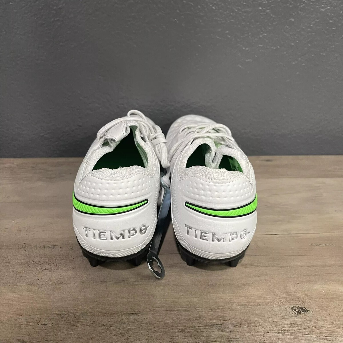シューズ Nike Tiempo8 27.0 SG New Nike Tiempo Legend 8 Elite SG Pro AC Size 9 (AT5900-030