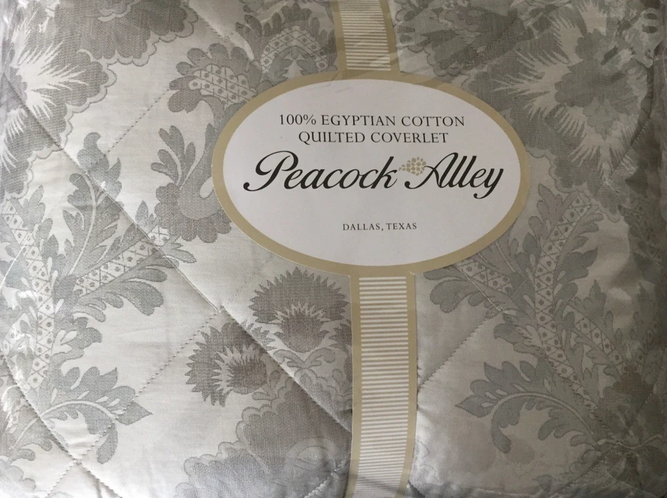 CUBIERTA ACOLCHADA Y FUNDAS 3 PIEZAS PAVO REAL CALLEJÓN REINA CLEO IMPECABLE NUEVO Gris Plateado Foto 2 de 4