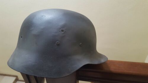 Casco alemán de la Segunda Guerra mundial. - Foto 3 di 5