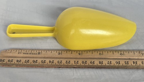 Vtg Scoop 50s Yellow Lustro-Ware Plastic Corp Flour Sugar Coffee (BC) - Picture 6 of 7