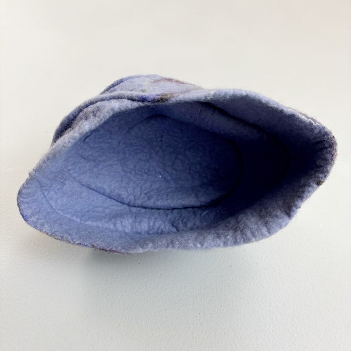 ARTISAN Handcrafted Felt Wool Hat Cap Swirl Pattern  display picture 1