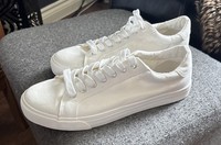 SIMPLY BE White Lace Up Pumps Flat Shoes UK9 EUR43 BNWT 