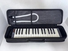 Hohner Instructor 32 Melodica Keyboard Wind Instrument with Case